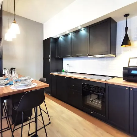 Florentin Downtown Design