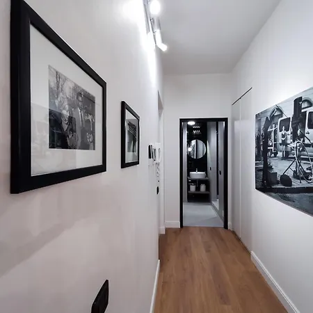 Apartment Florentin Downtown Design Bergamo