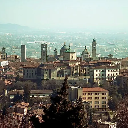 Florentin Downtown Design Apartment Bergamo